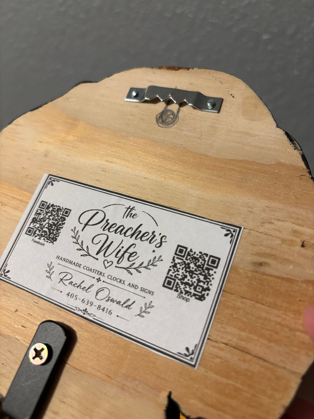 Handmade Wooden Dog Leash Holder – Unique Dog Lover Wall Decor
